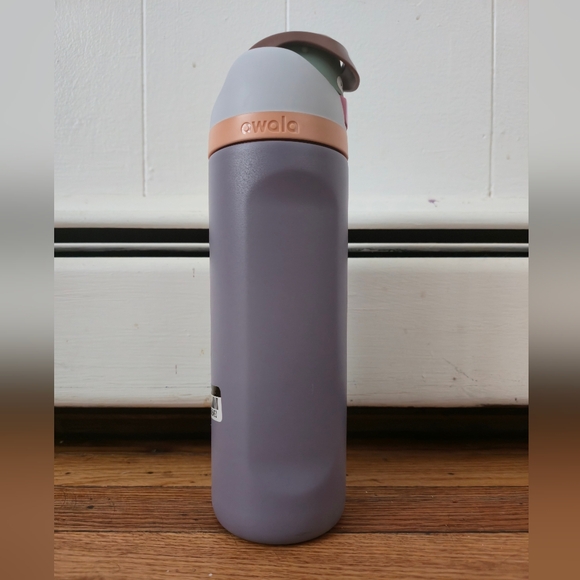 Owala 24oz FreeSip Stainless Steel Water Bottle - Periwinkle Twinkle - Picture 5 of 9